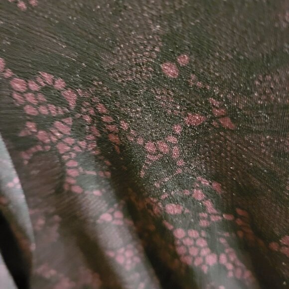 EUC Motherhood Maternity Size L Top!! Great color for the upcoming season!! - Picture 4 of 4